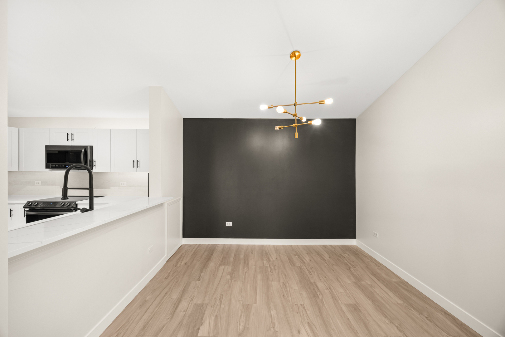 1027 Silverstone Drive Unit: 1027