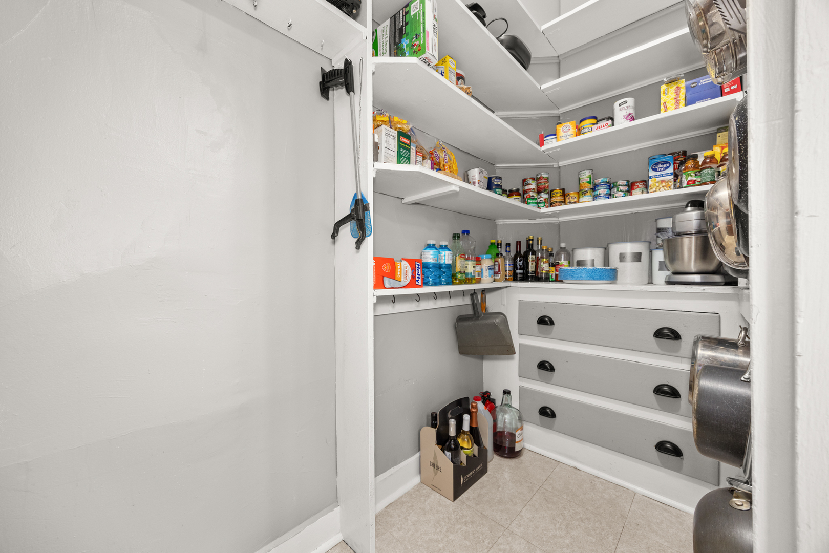 2159 N Nordica Avenue