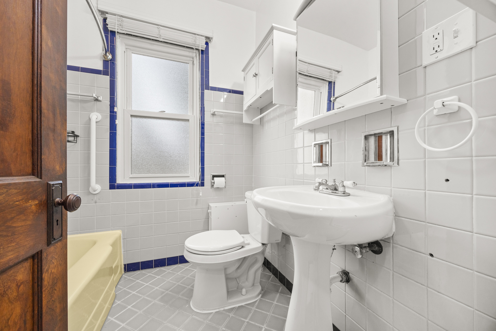 2159 N Nordica Avenue