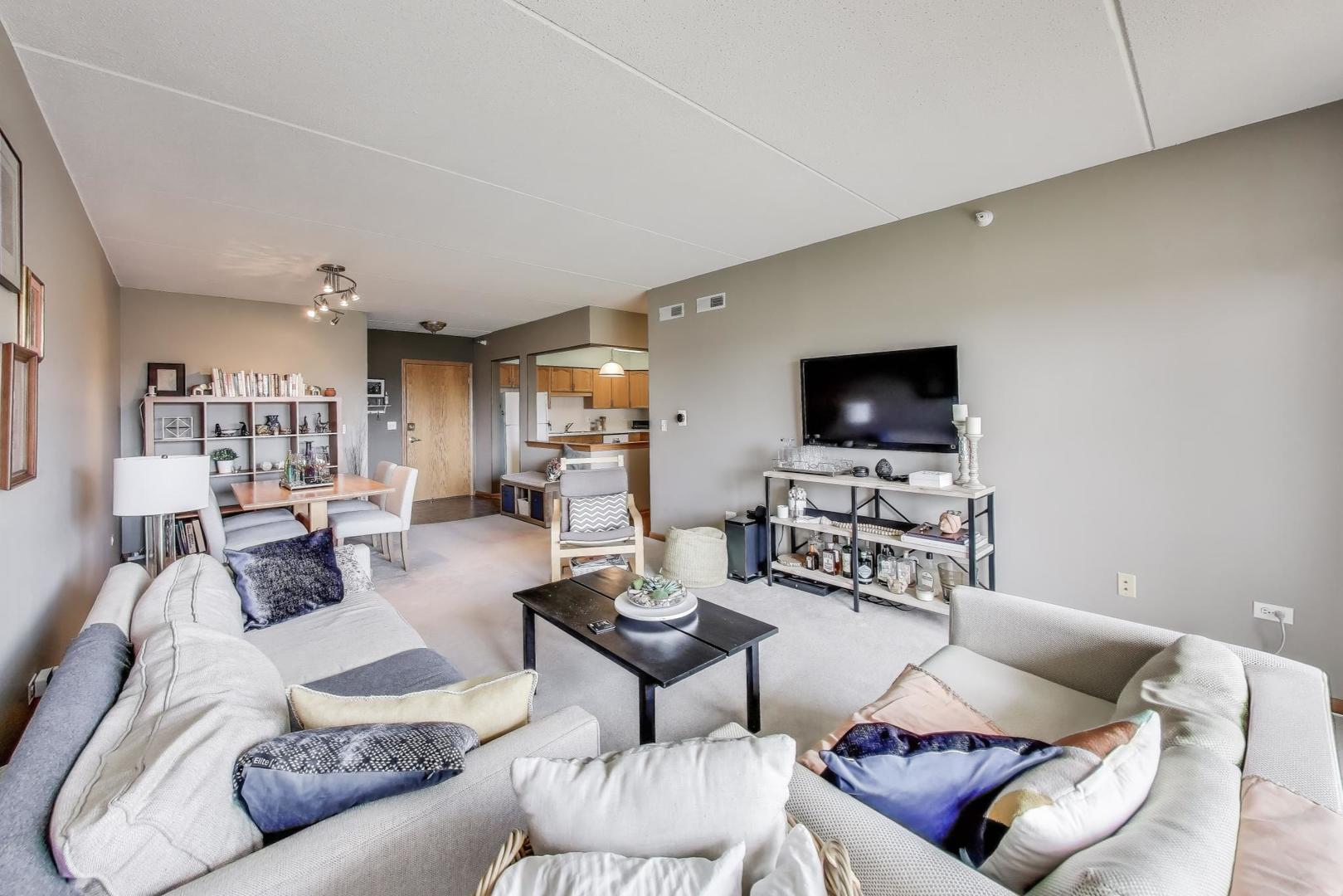 1636 Ashland Avenue Unit: 509