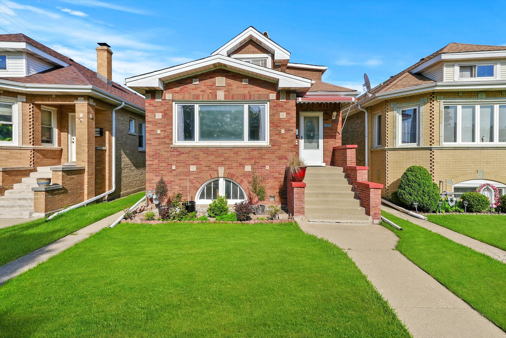 3133 N 77th Court