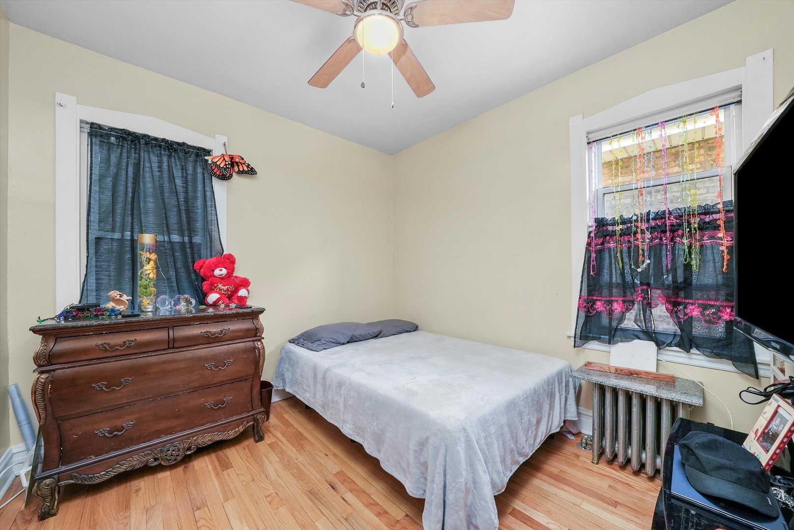 3133 N 77th Court