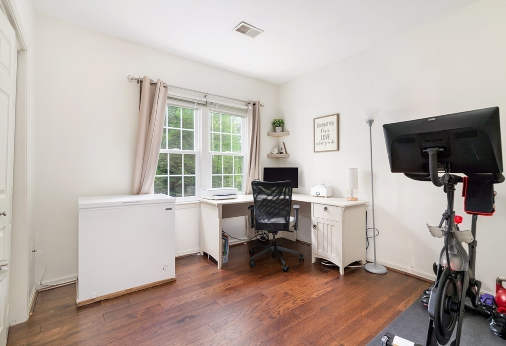 230 Allerton Commons Ln # 230