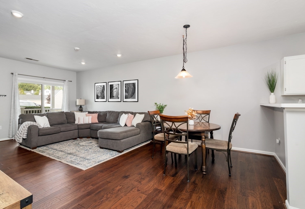 230 Allerton Commons Ln # 230