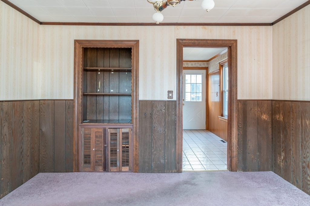 61 Bowditch St