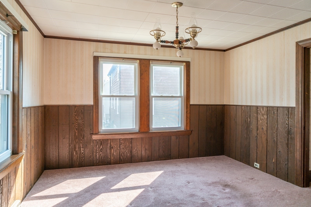 61 Bowditch St