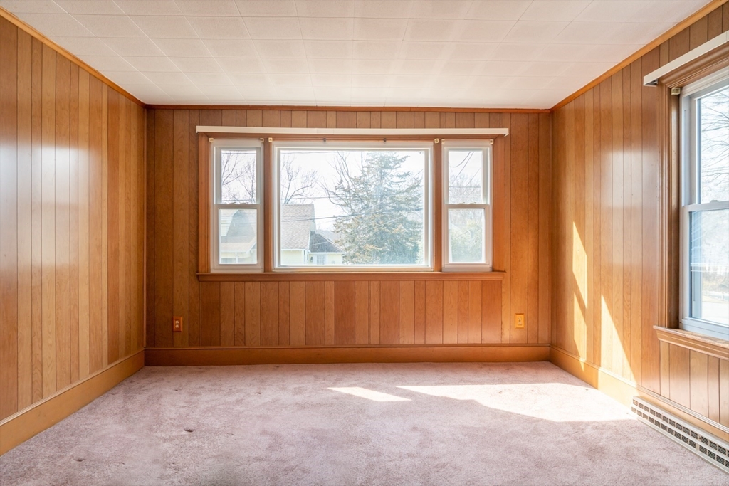 61 Bowditch St