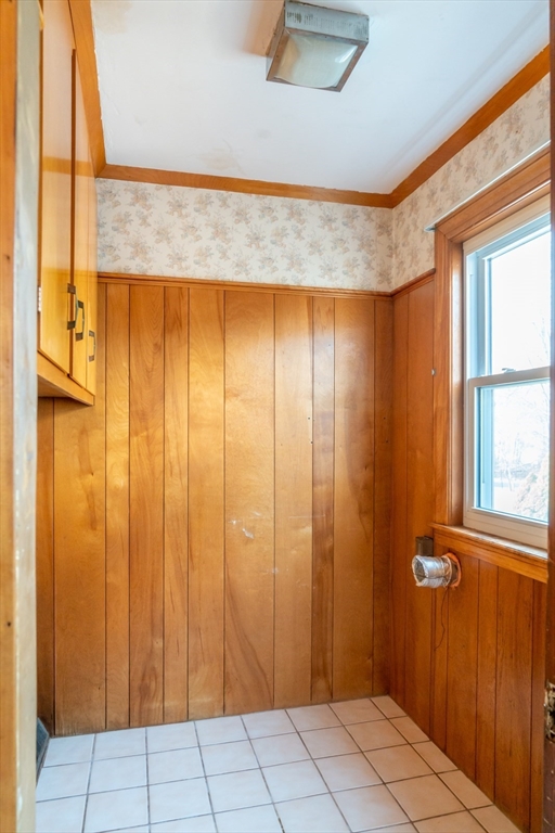 61 Bowditch St