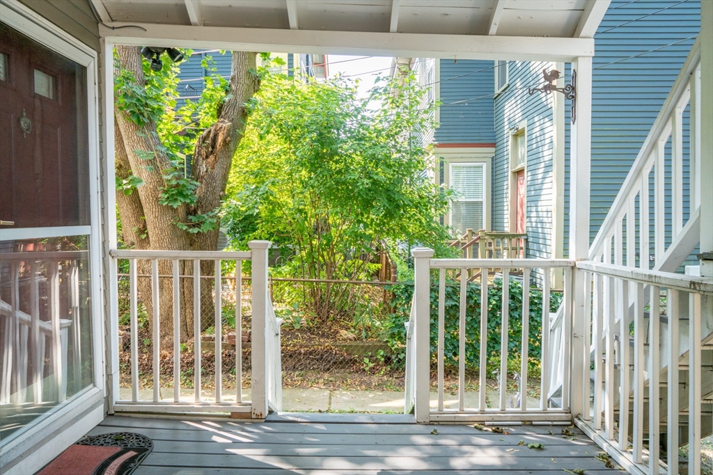 31 Cushing Ave # 1