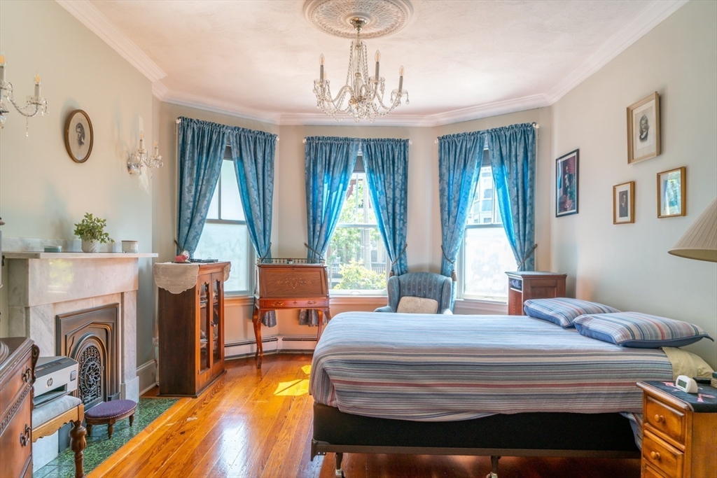 31 Cushing Ave # 1