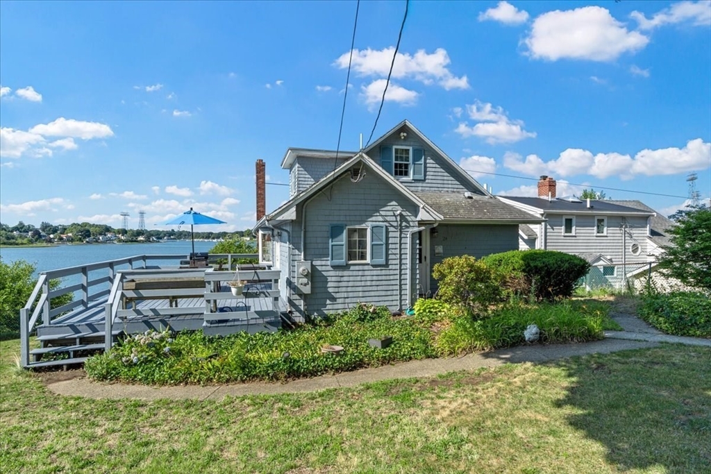 24 Aspinwall Ave