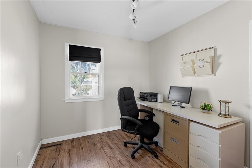 24 Aspinwall Ave