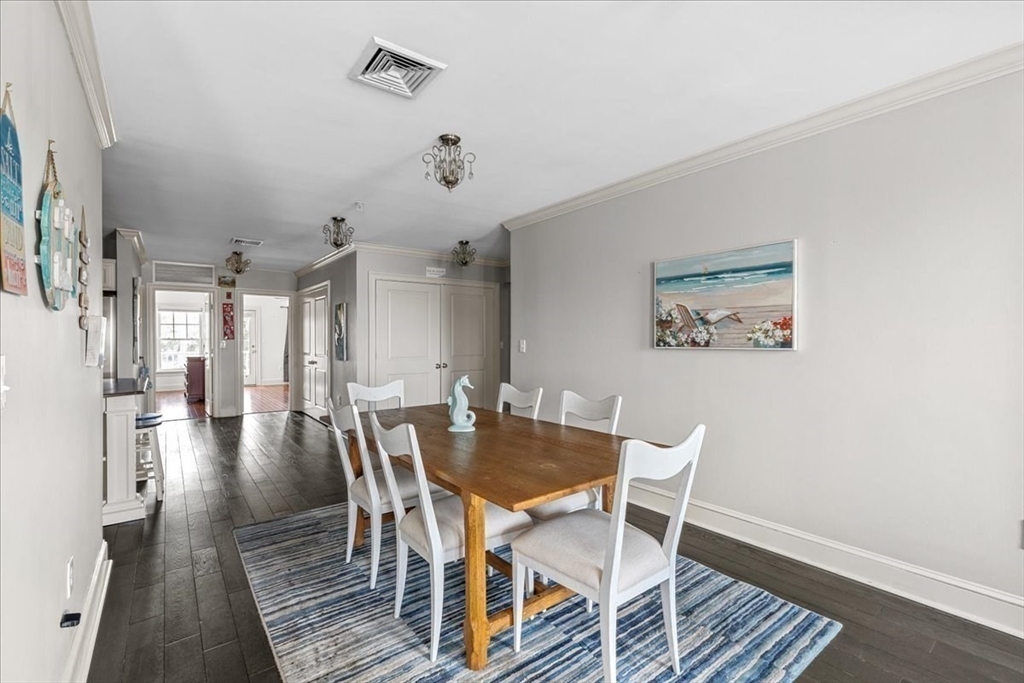15 Park Ave # 302
