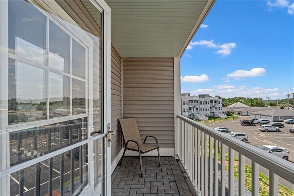 15 Park Ave # 302