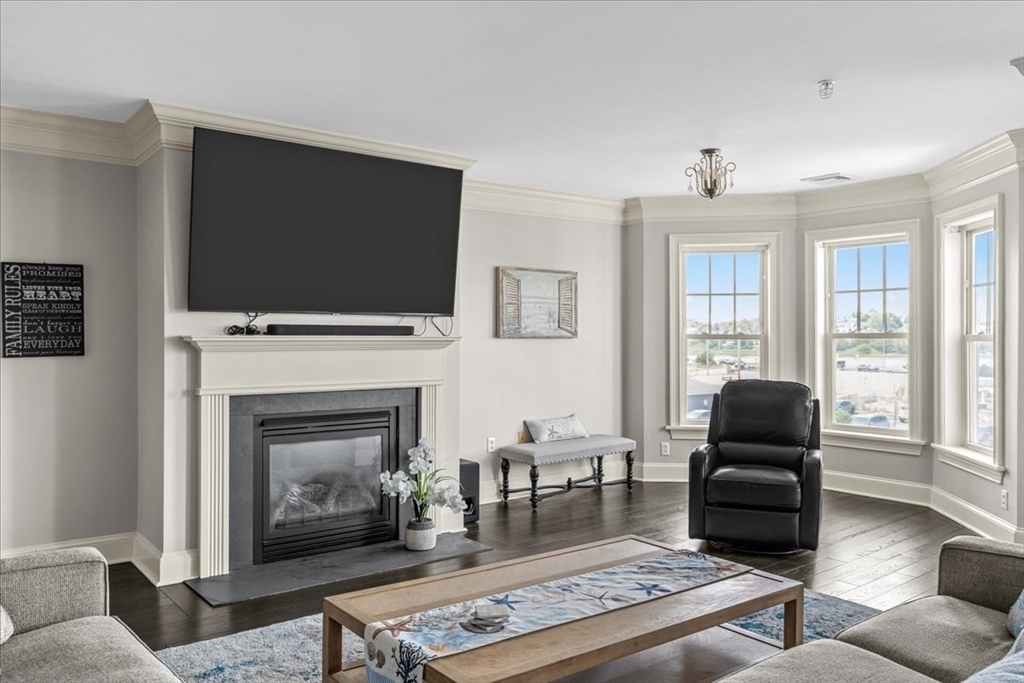 15 Park Ave # 302