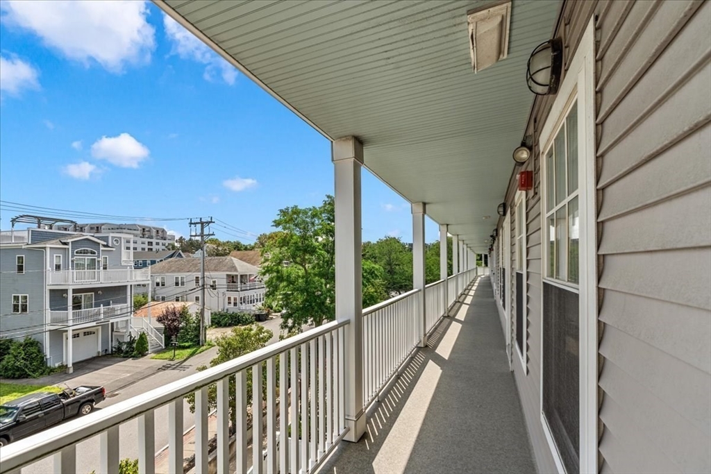 15 Park Ave # 302