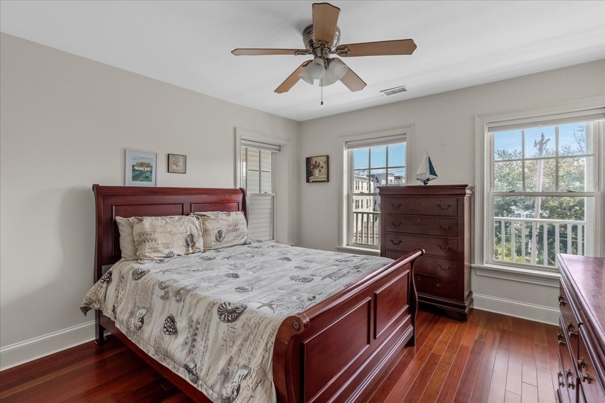 15 Park Ave # 302