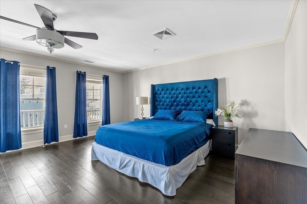 15 Park Ave # 302