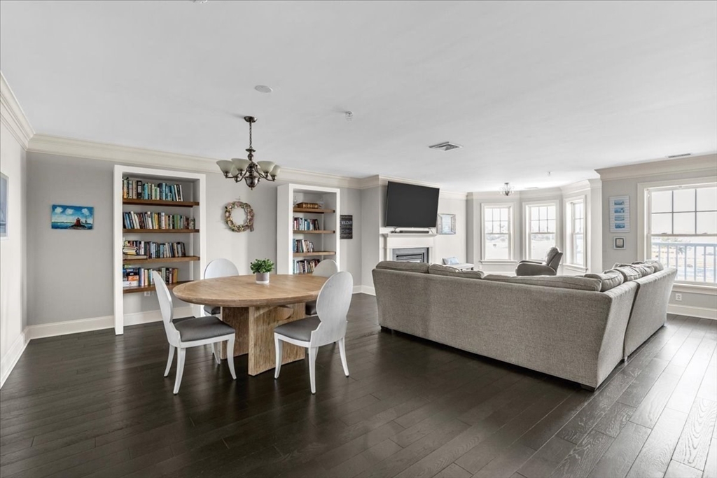 15 Park Ave # 302