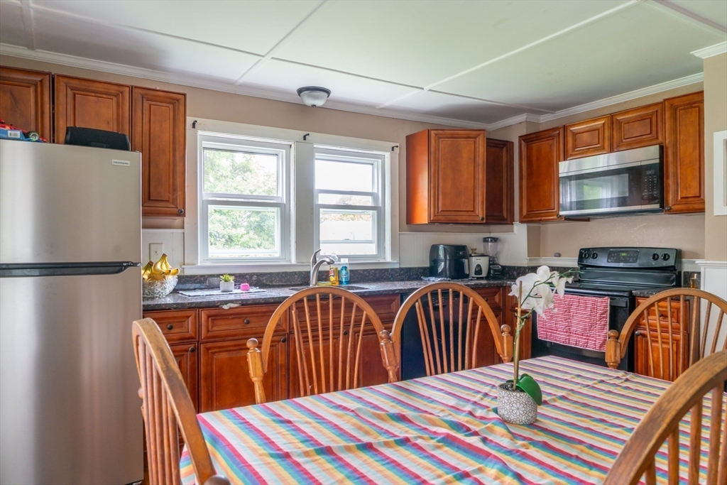 218 Standish Ave