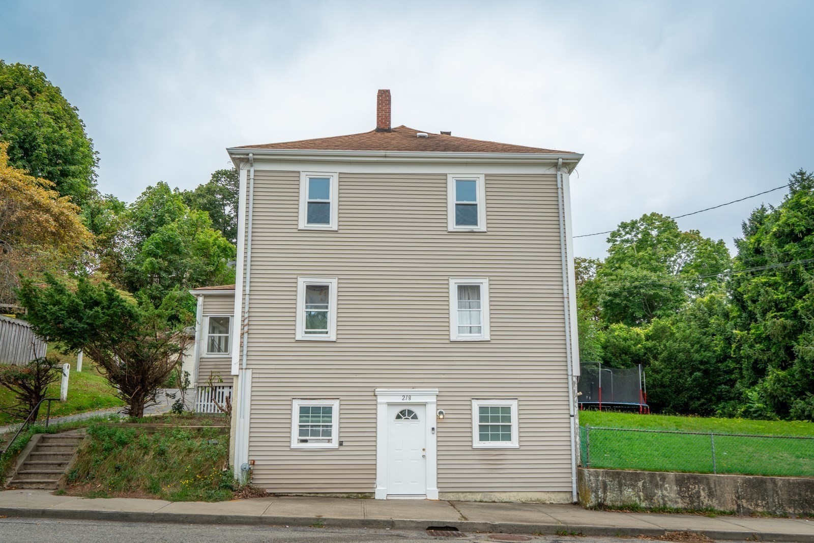218 Standish Ave