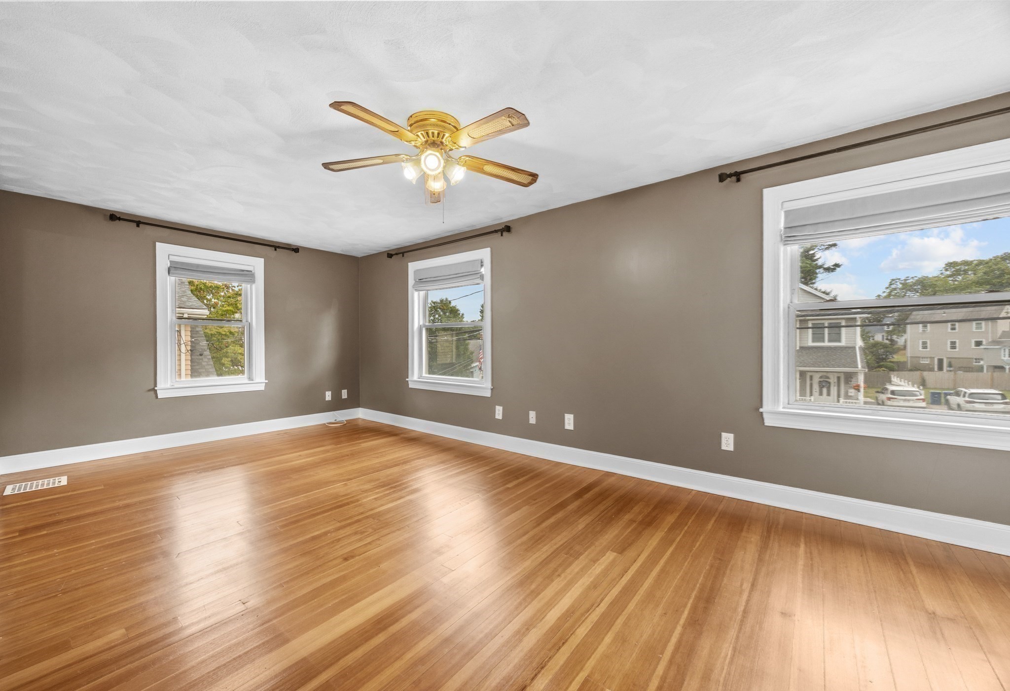 61 Edgemont Rd