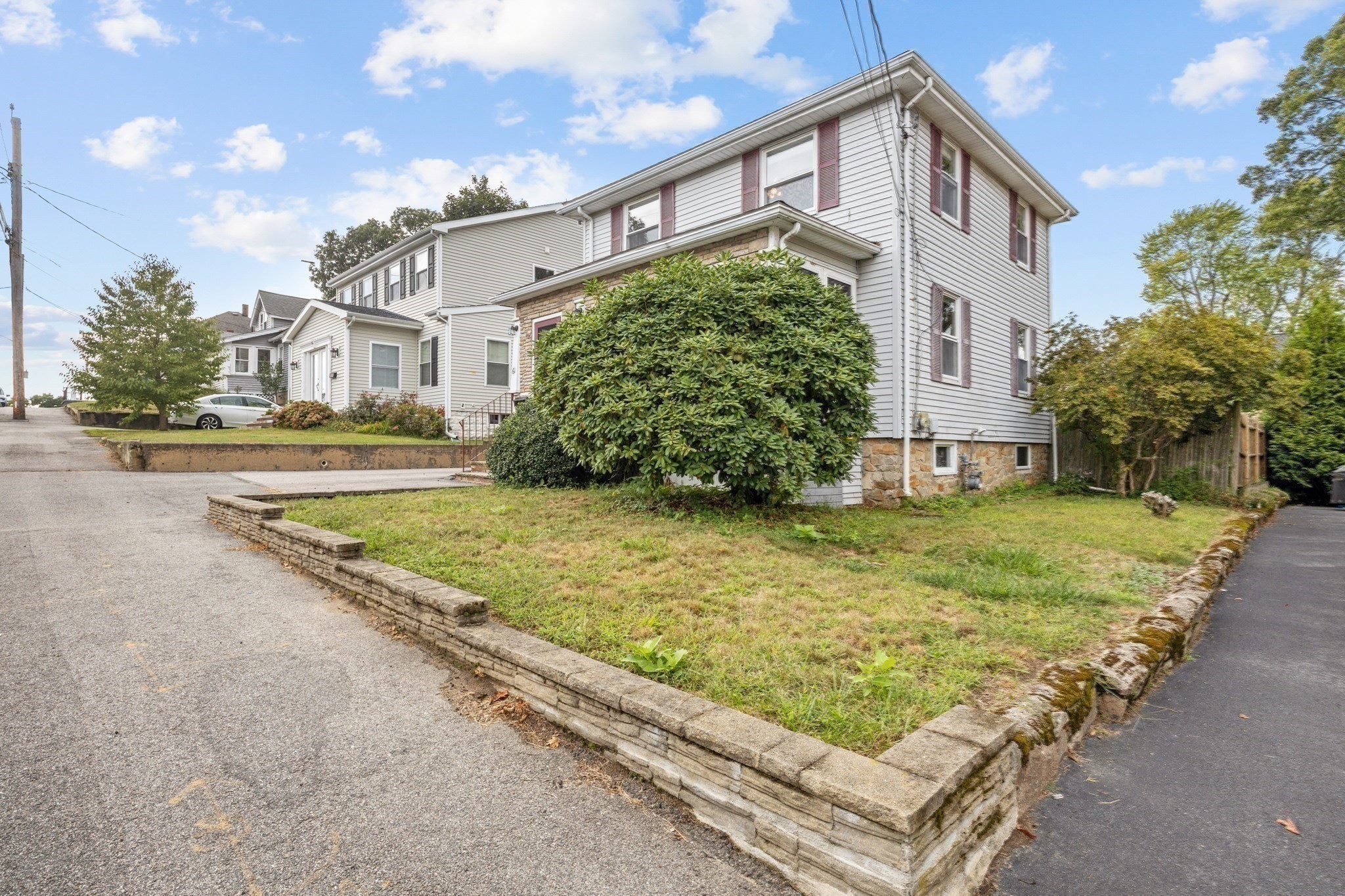 61 Edgemont Rd