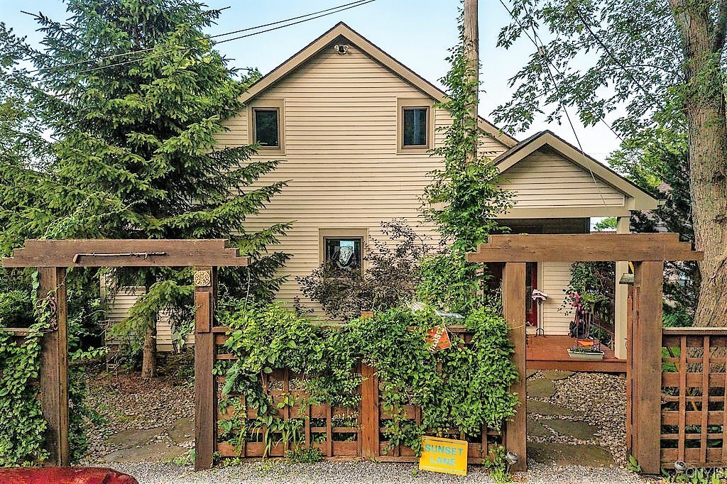 2031 Sunset Lane