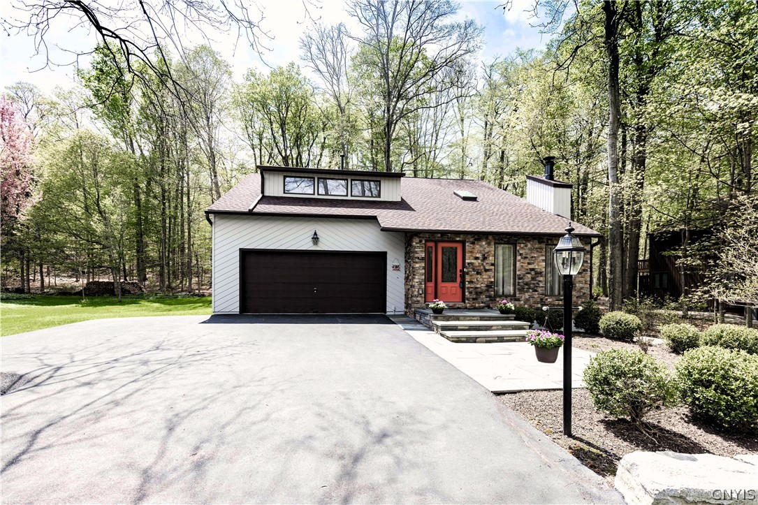 8059 Summerview Drive