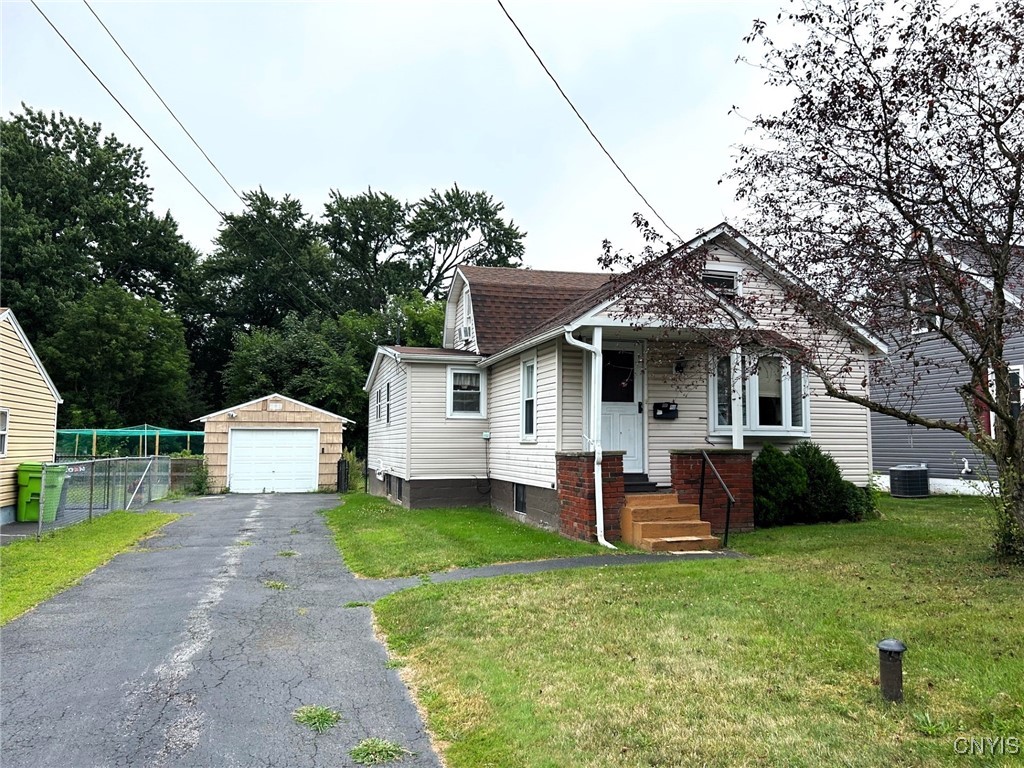 204 Florida Road North