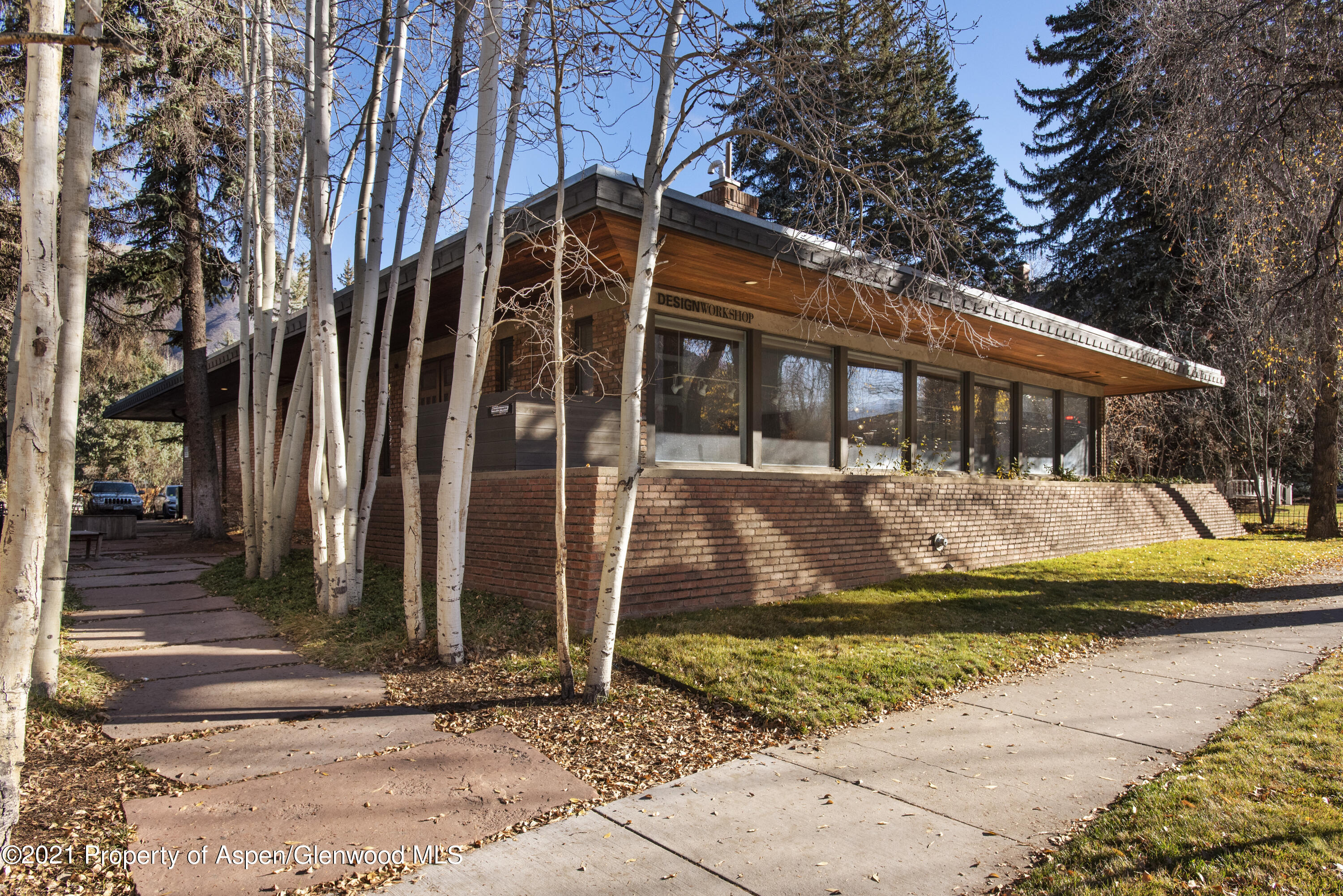 120 E Main Street