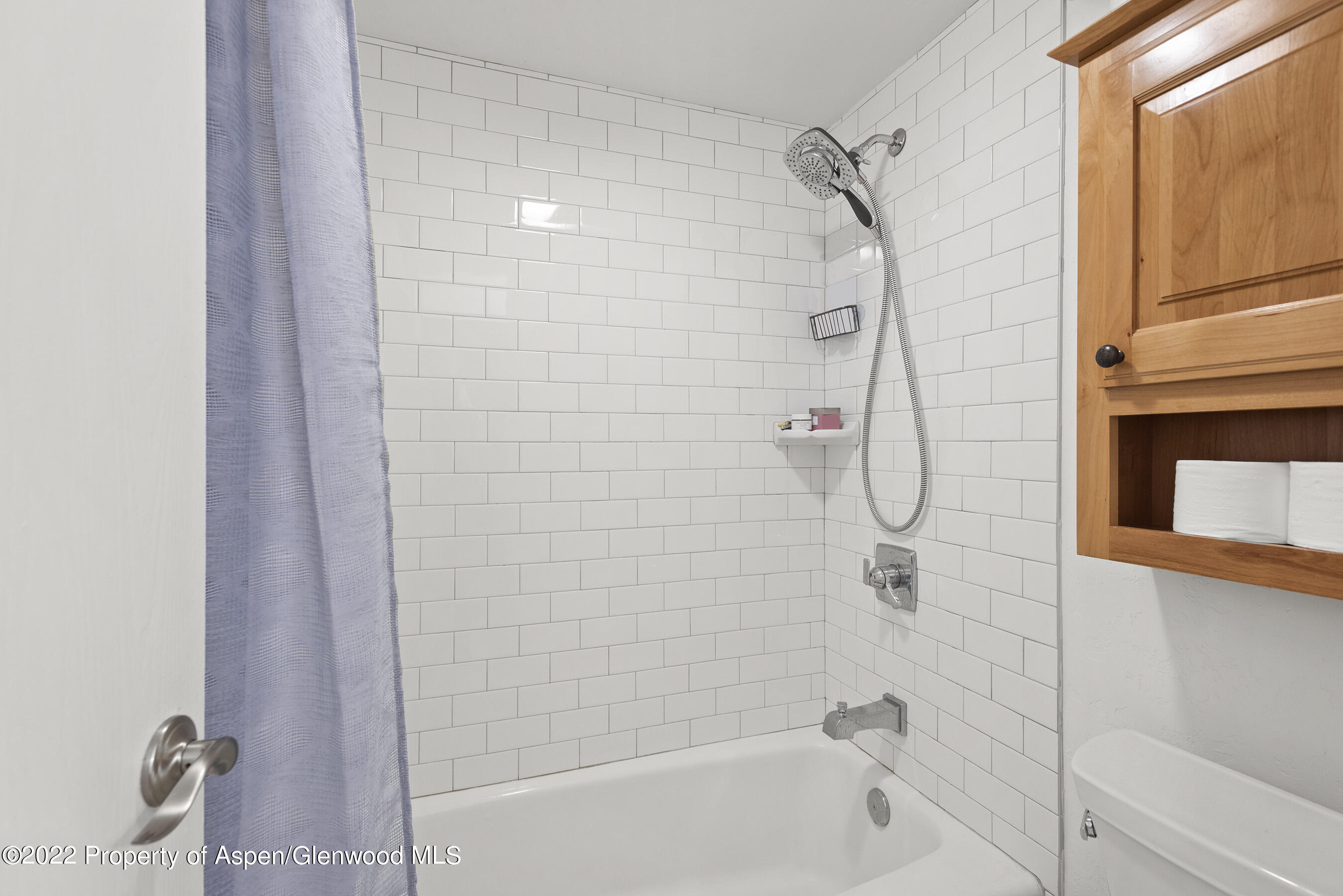 55 Upper Woodbridge Road, Unit L1