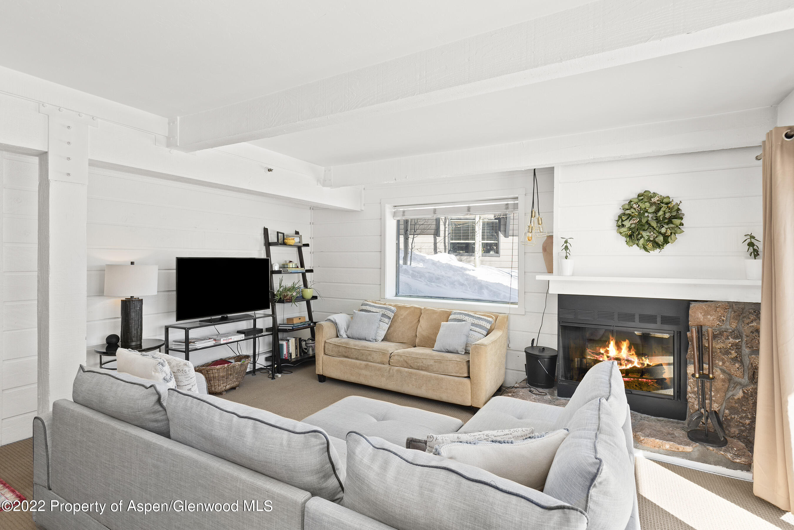 55 Upper Woodbridge Road, Unit L1