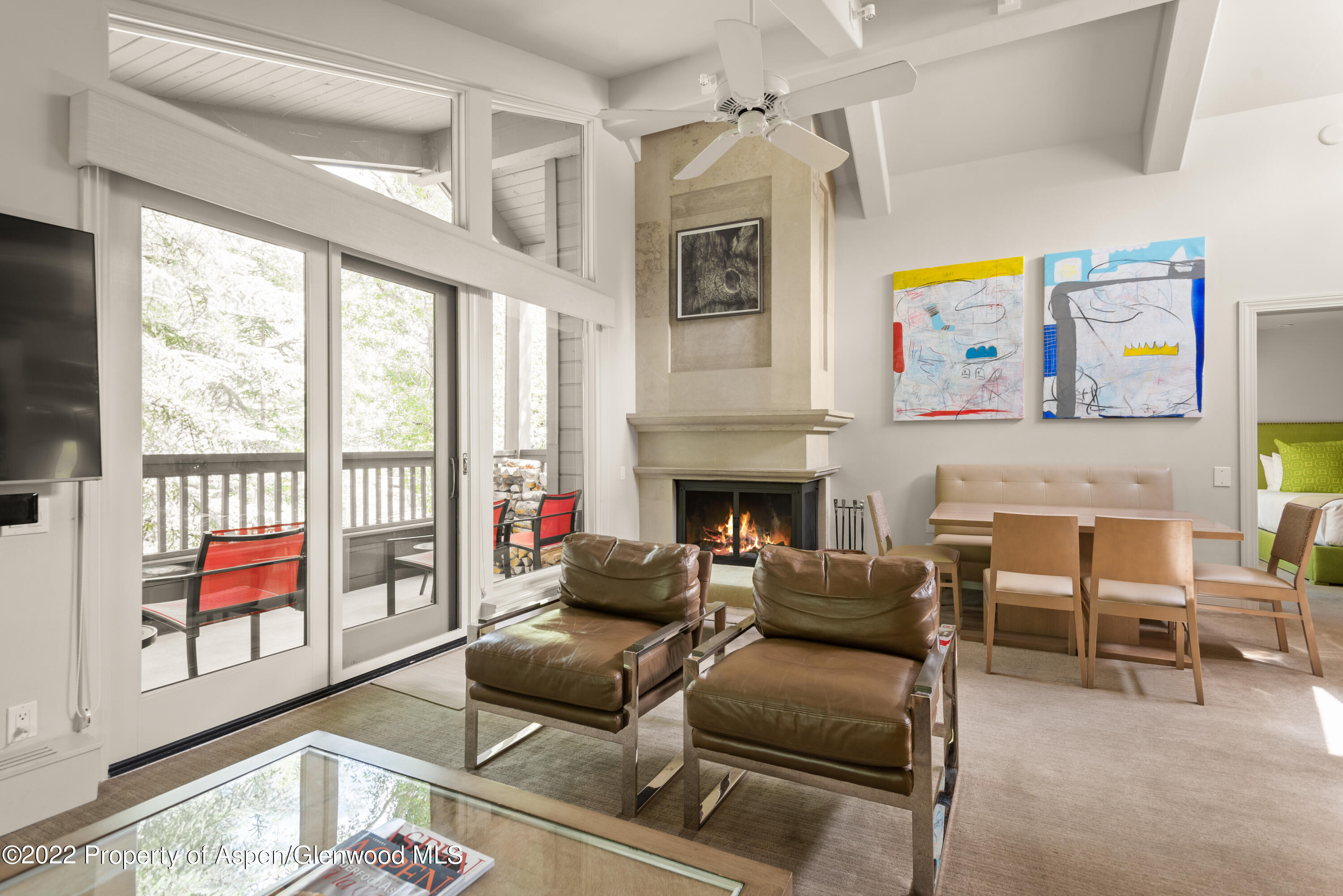 610 S W End Street, C301