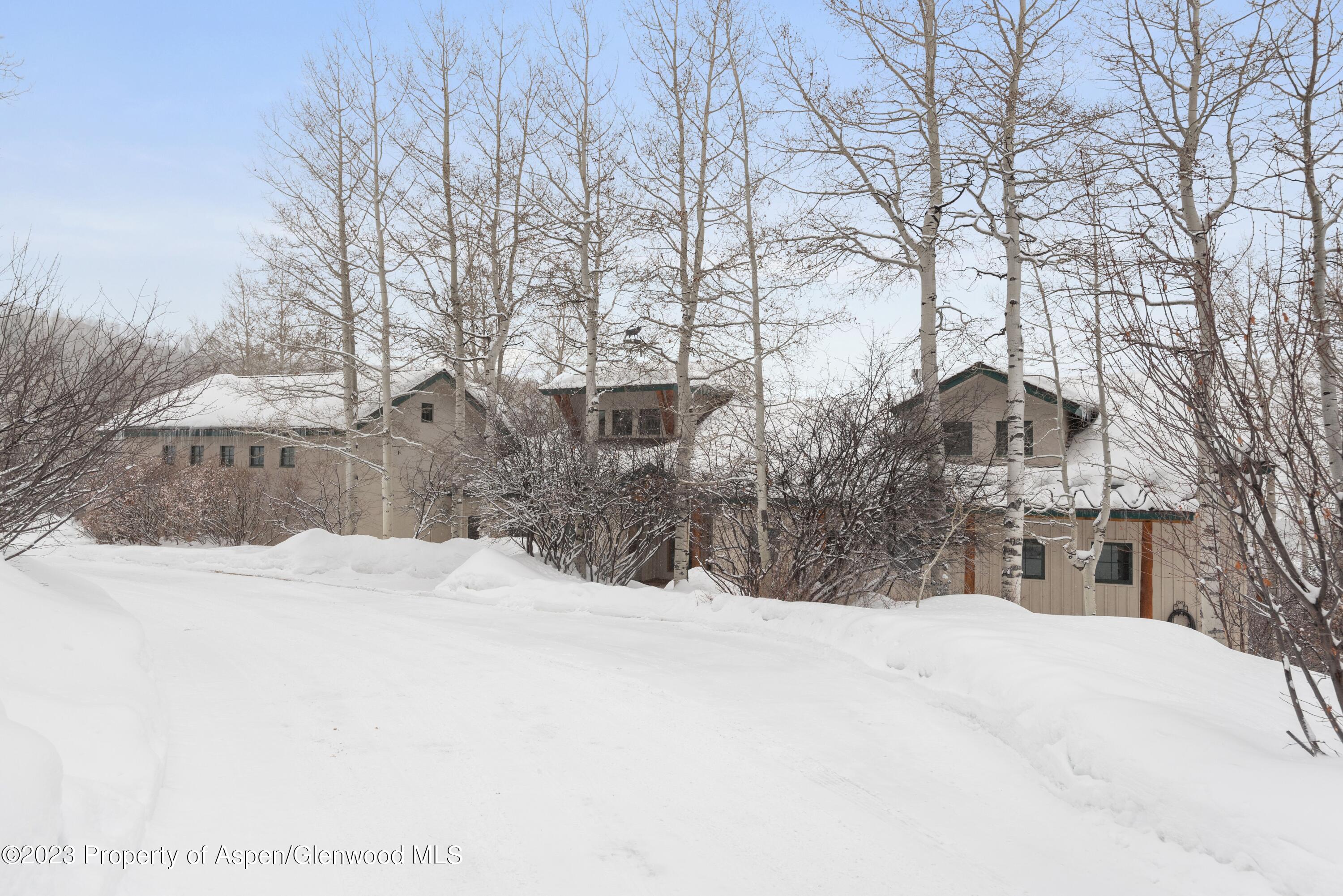 1901 W Buttermilk Road