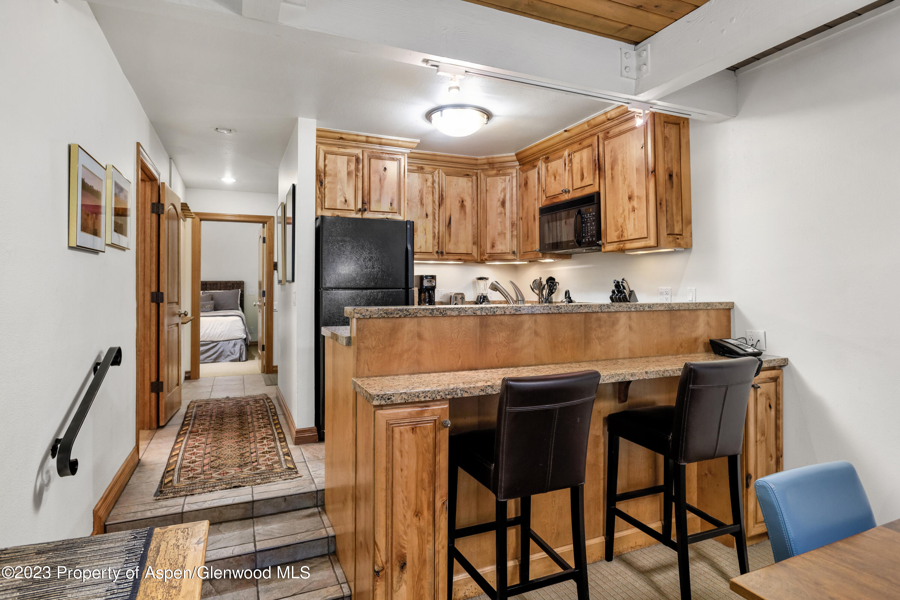 610 S West End Street, A104