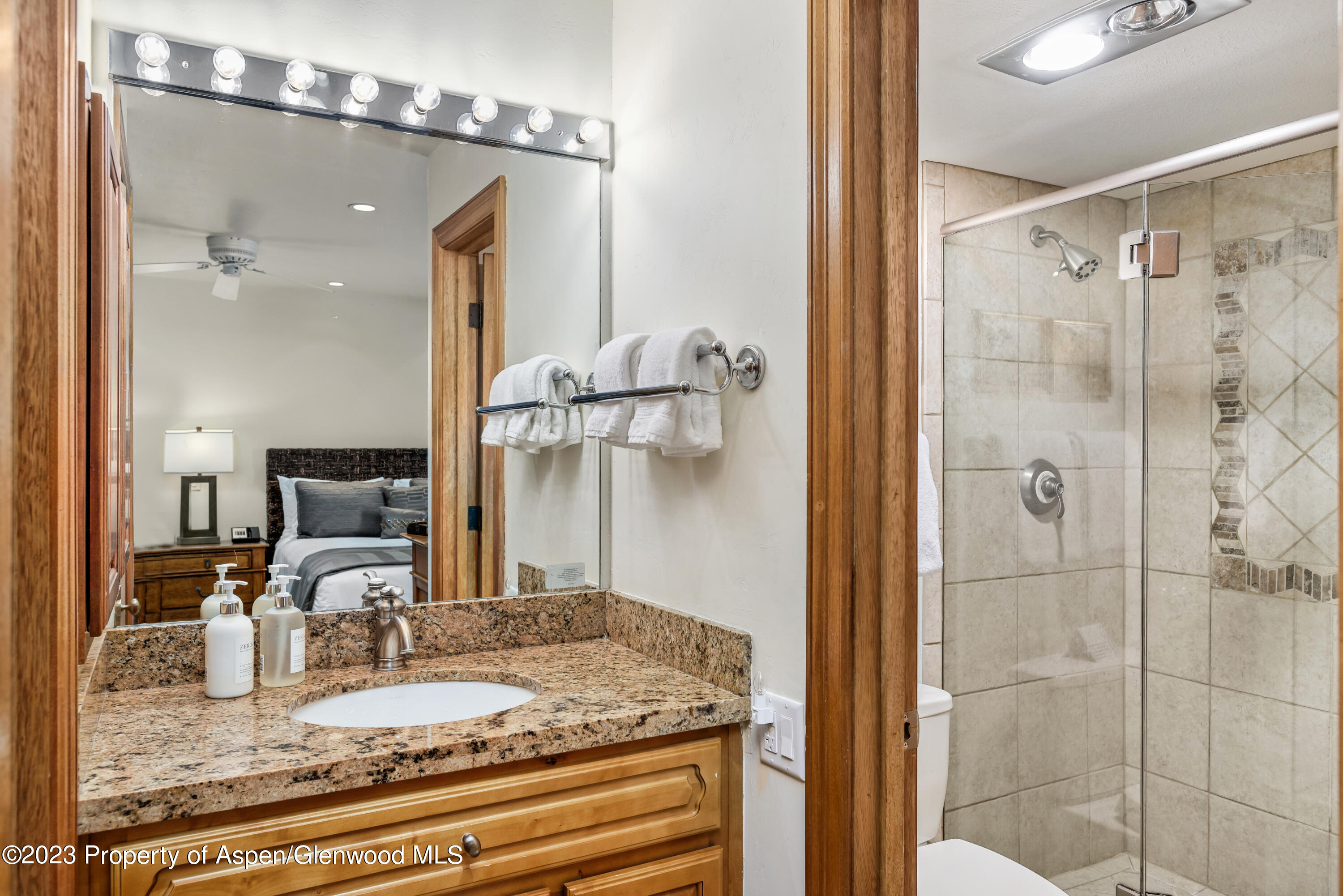 610 S West End Street, A104