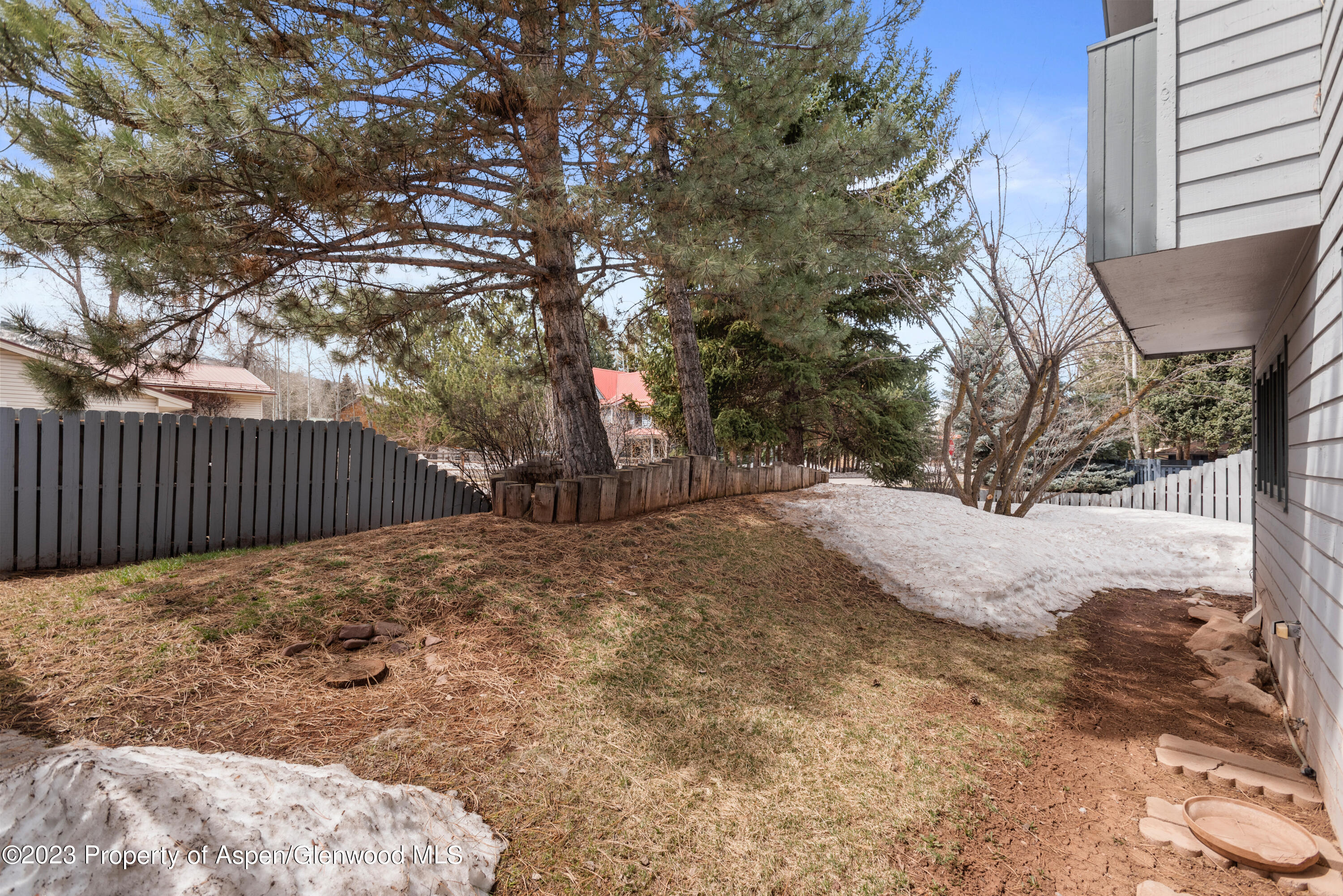 864 Cemetery Lane