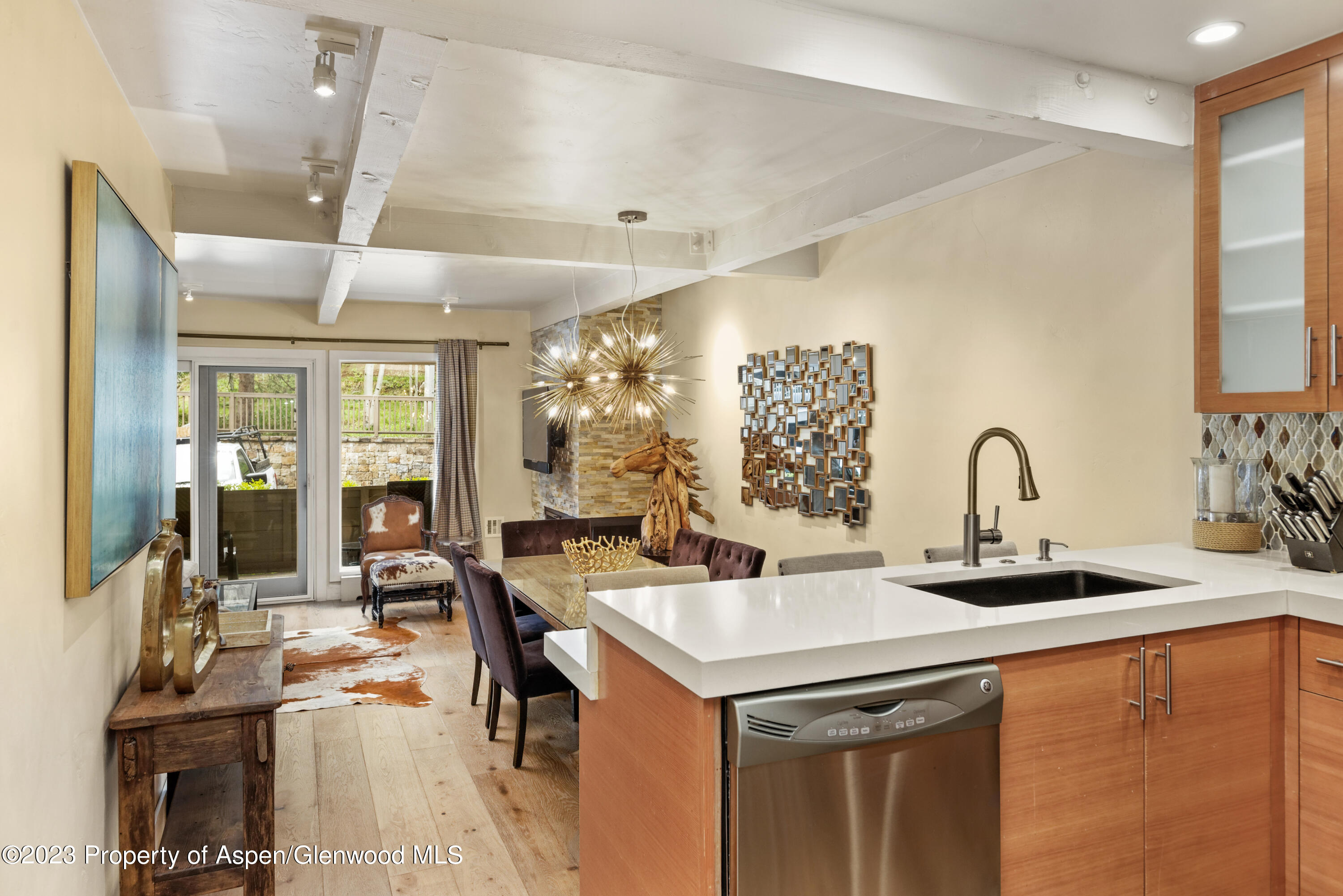 610 S West End Street, K103
