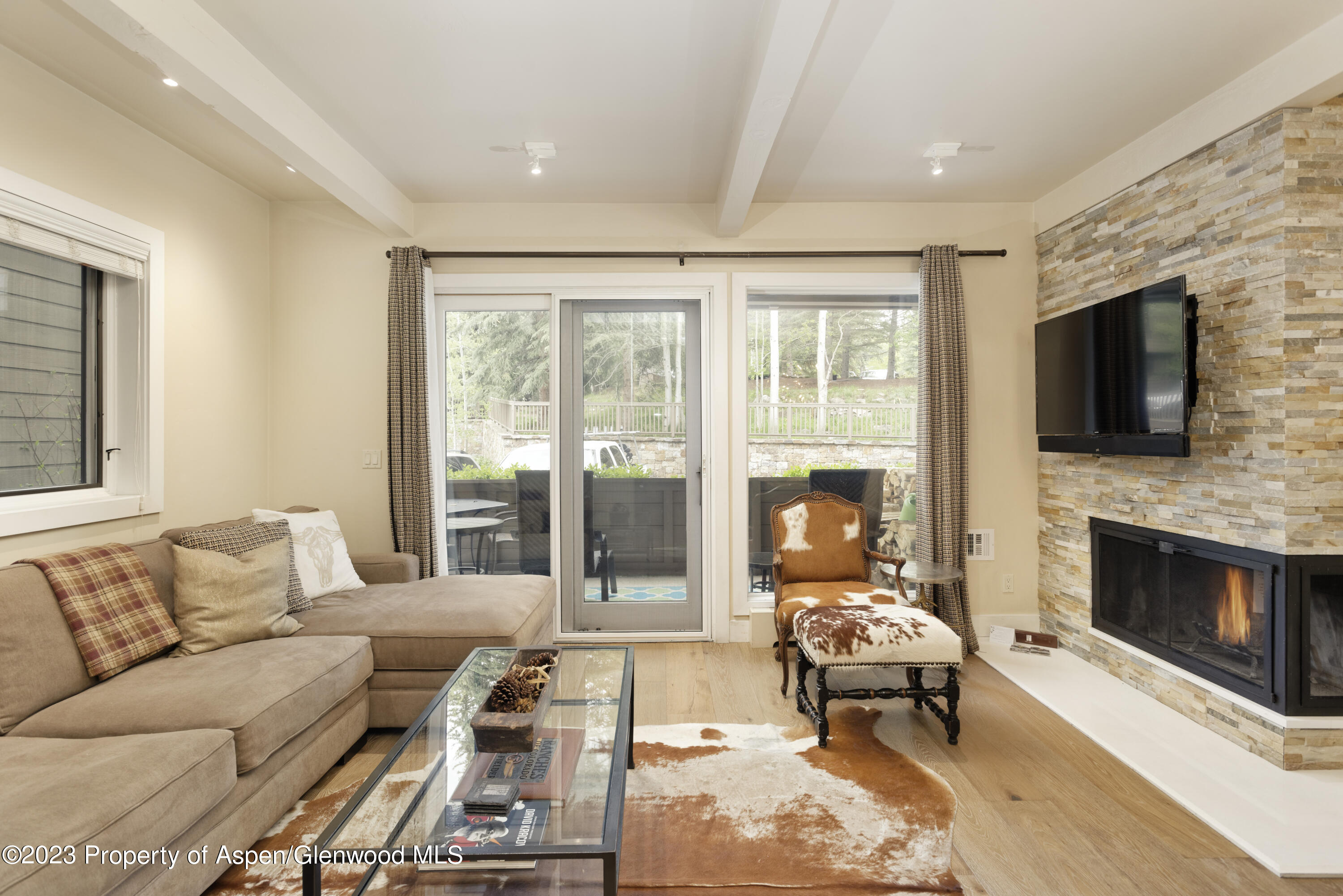 610 S West End Street, K103