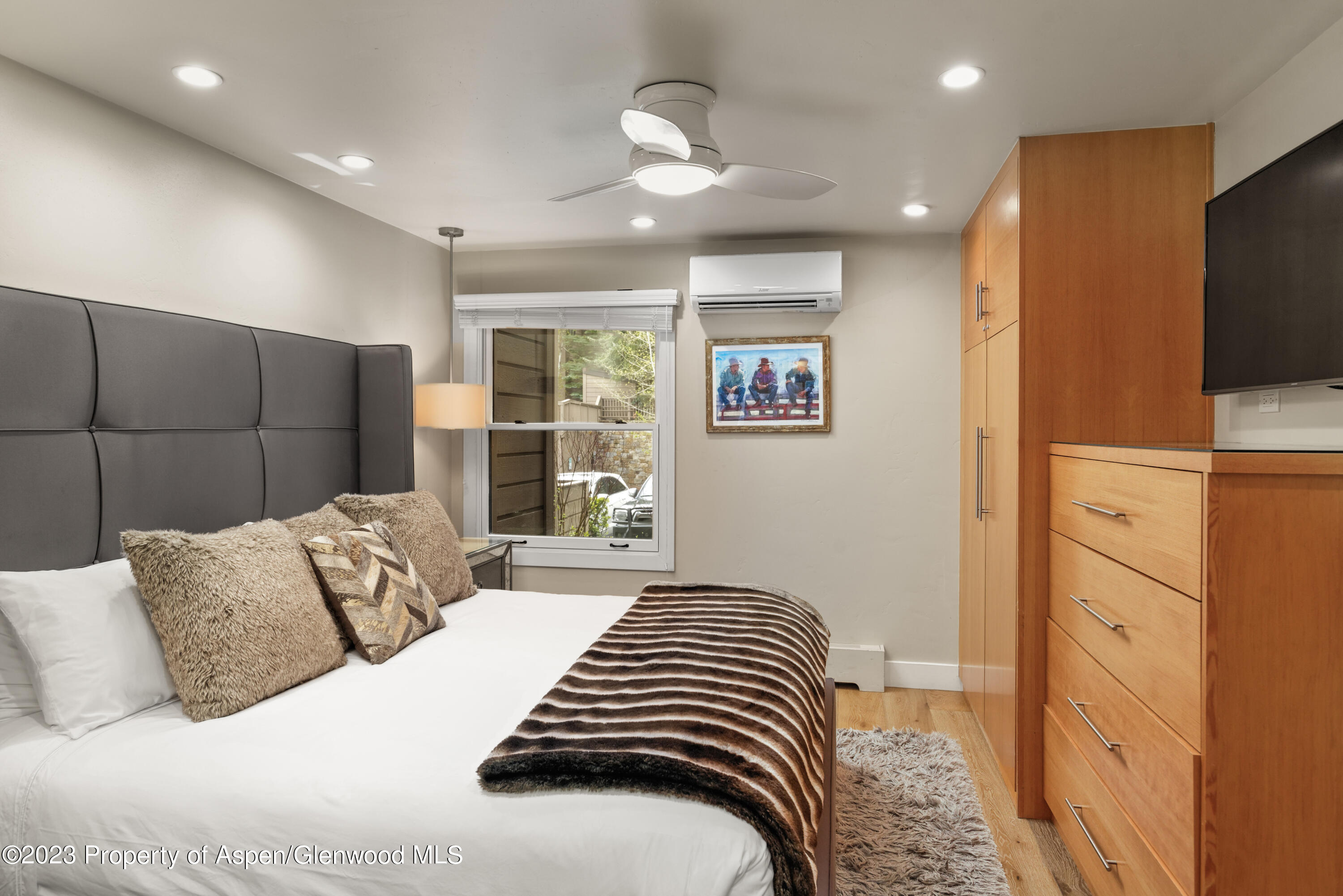 610 S West End Street, K103