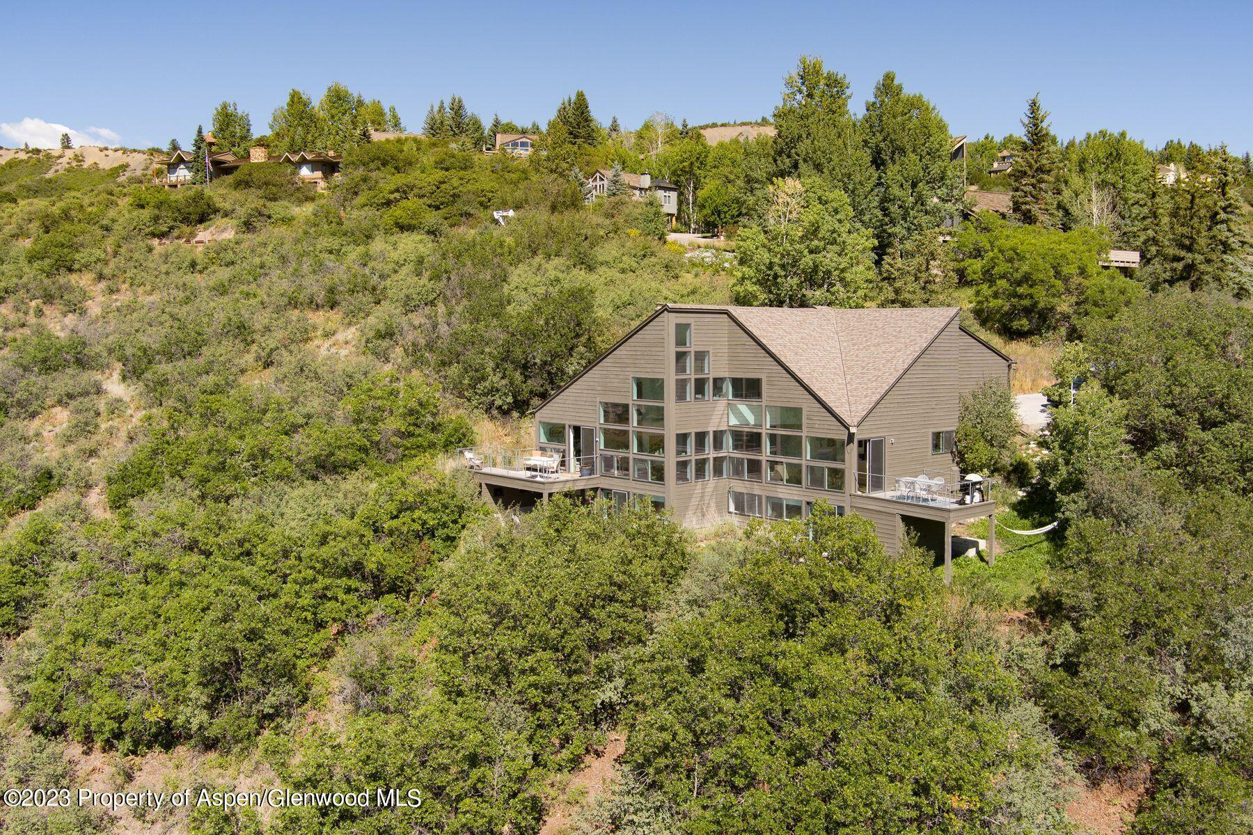 61 Oak Ridge Lane