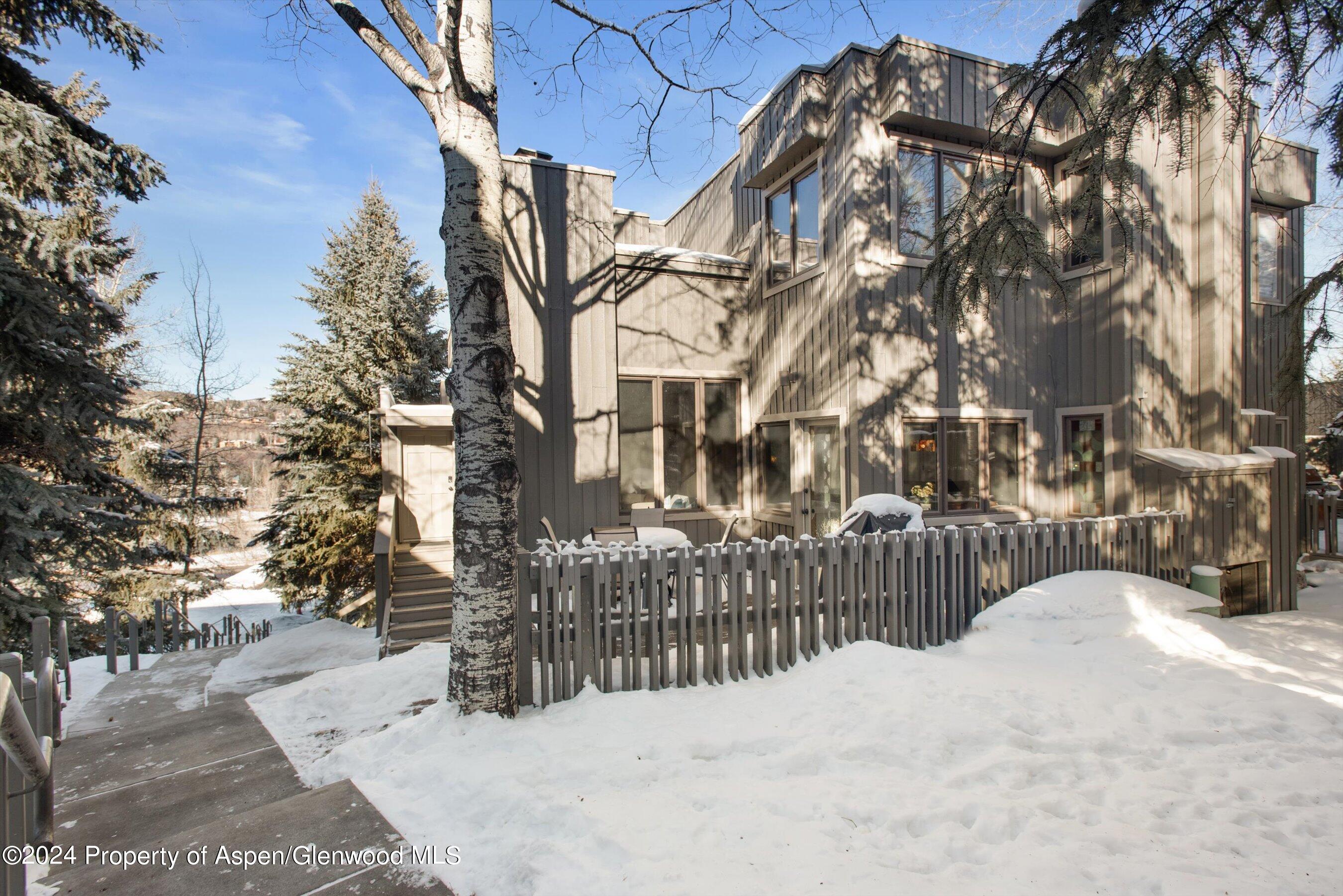 374 Meadow Ranch Road