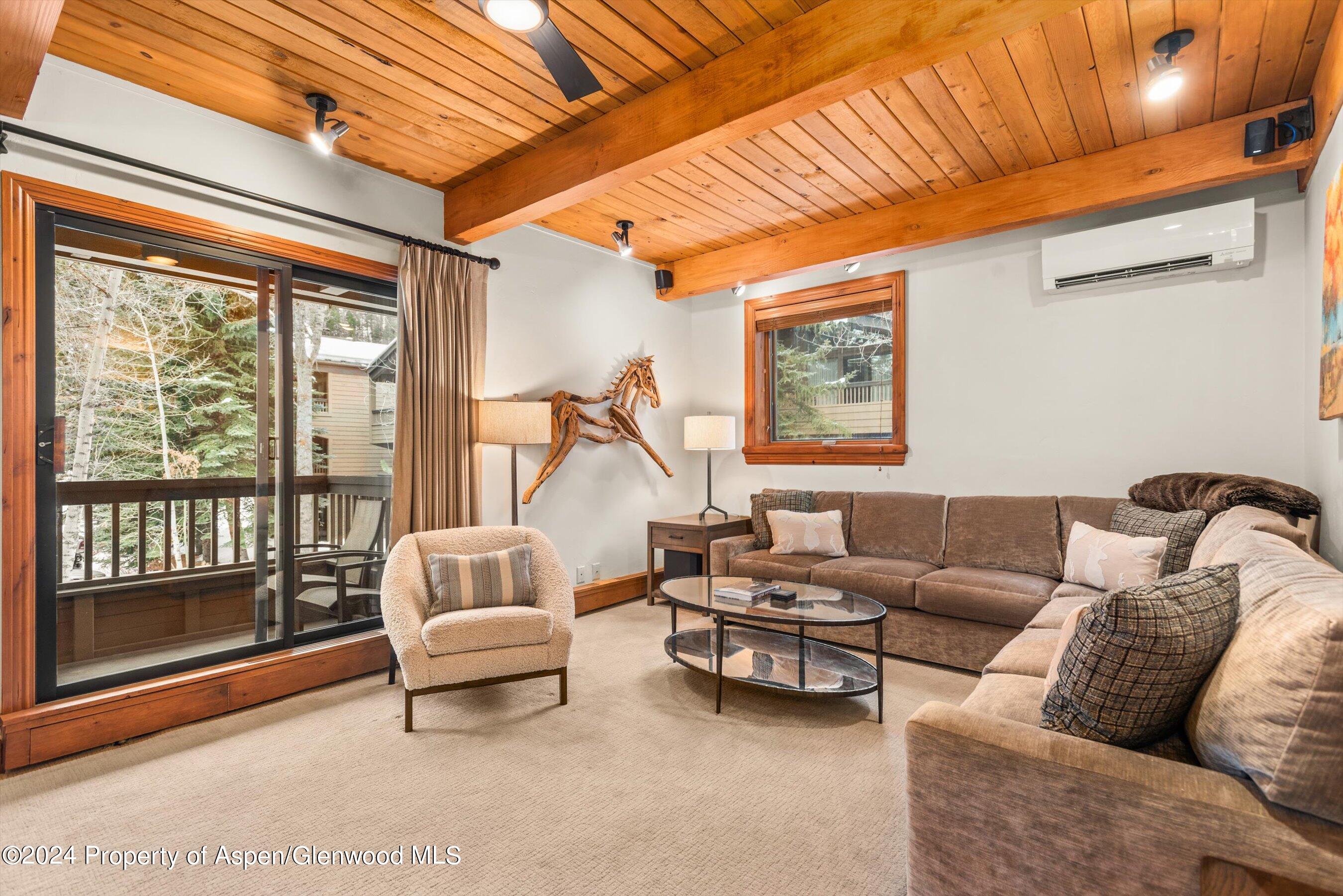 610 S West End Street, D201