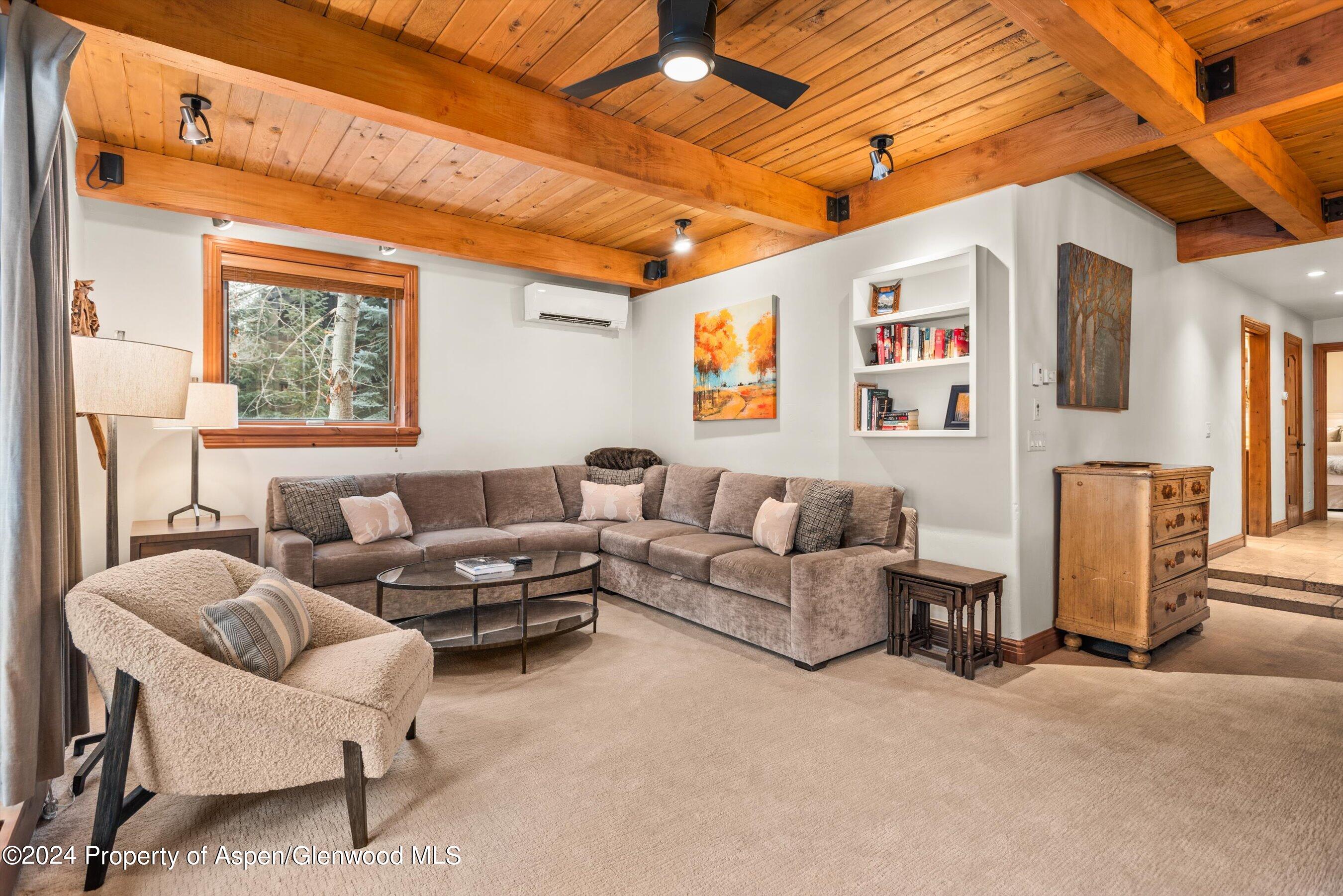 610 S West End Street, D201