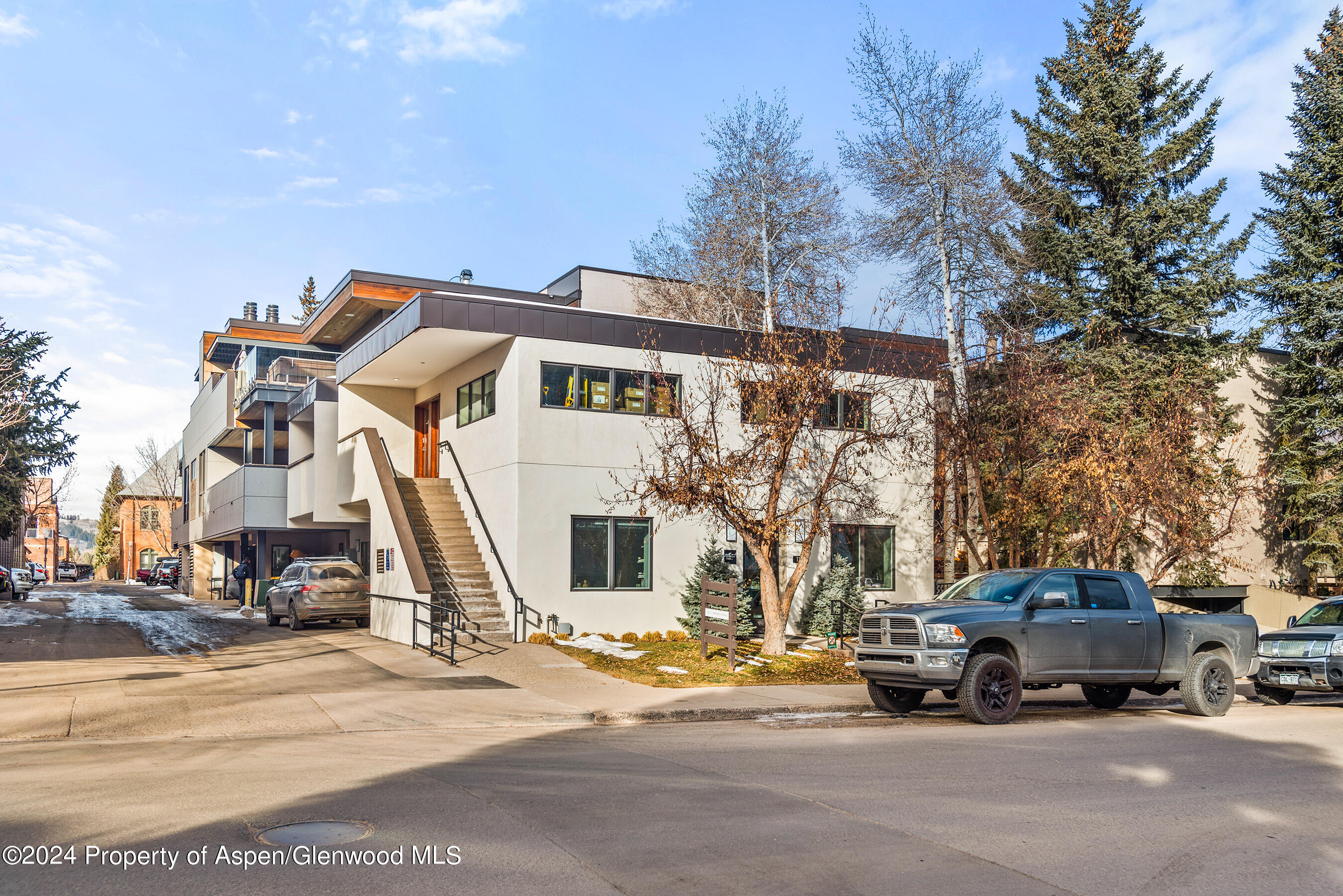 117 S Spring Street, A & B