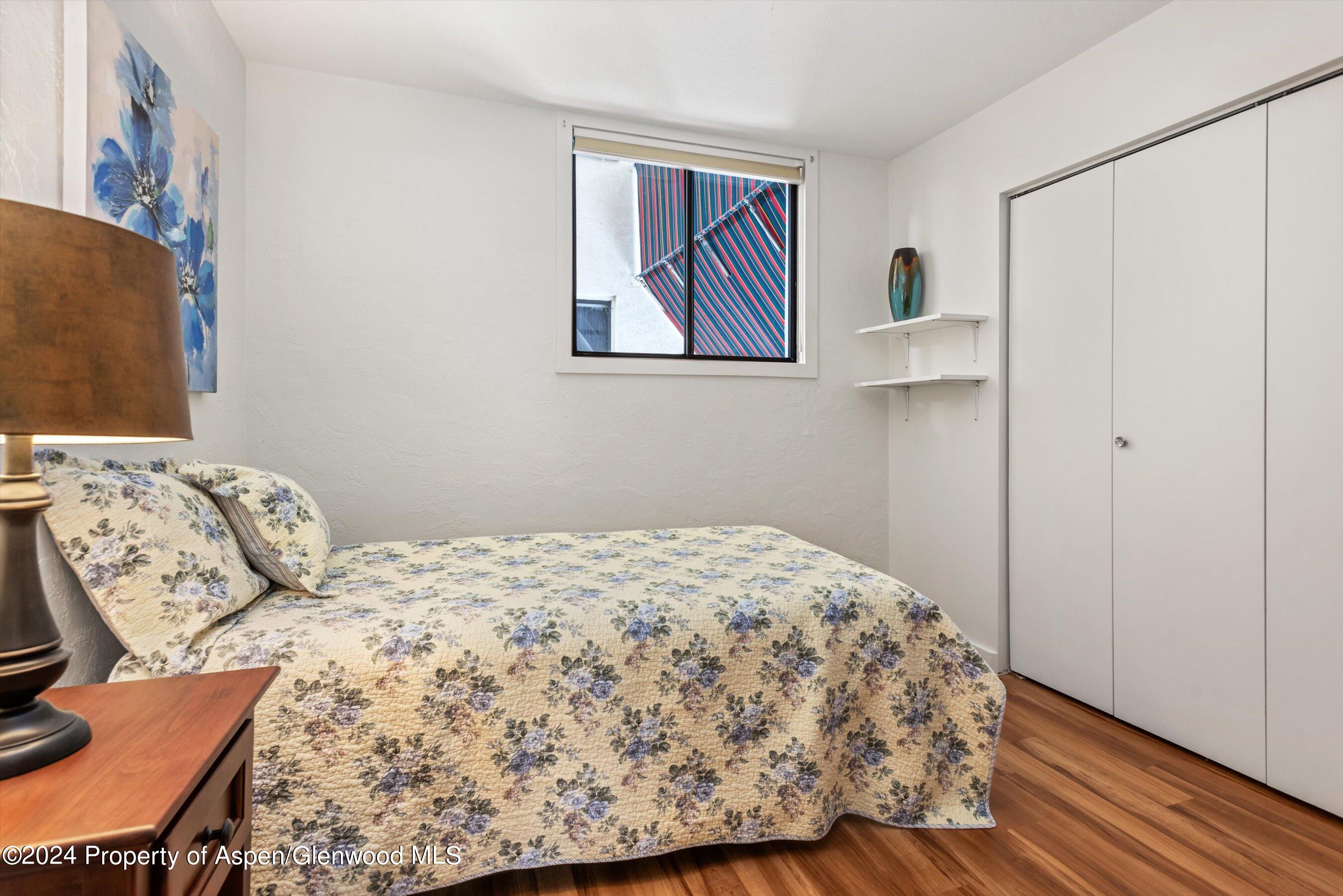 723 Vine Street, 723