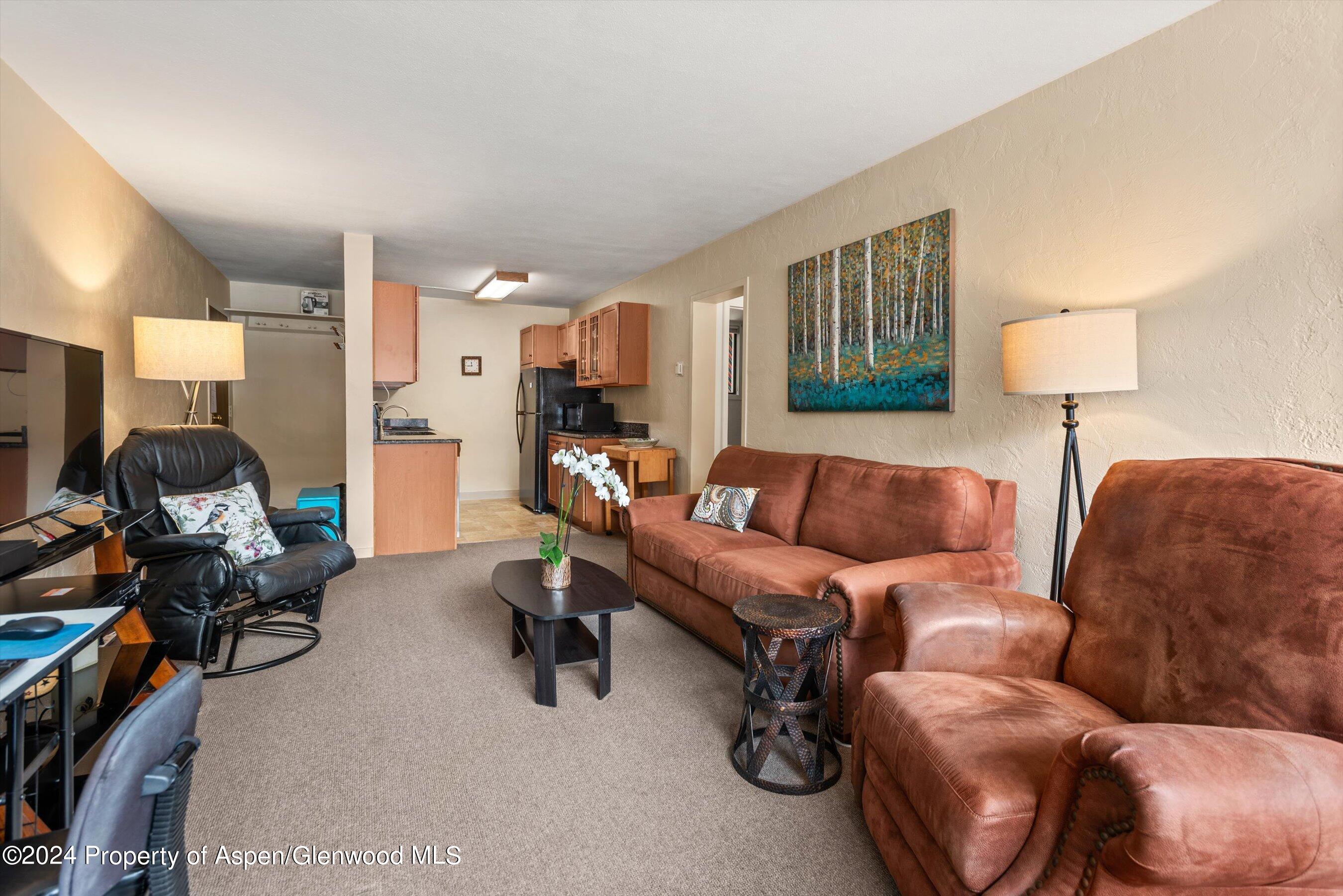 723 Vine Street, 723