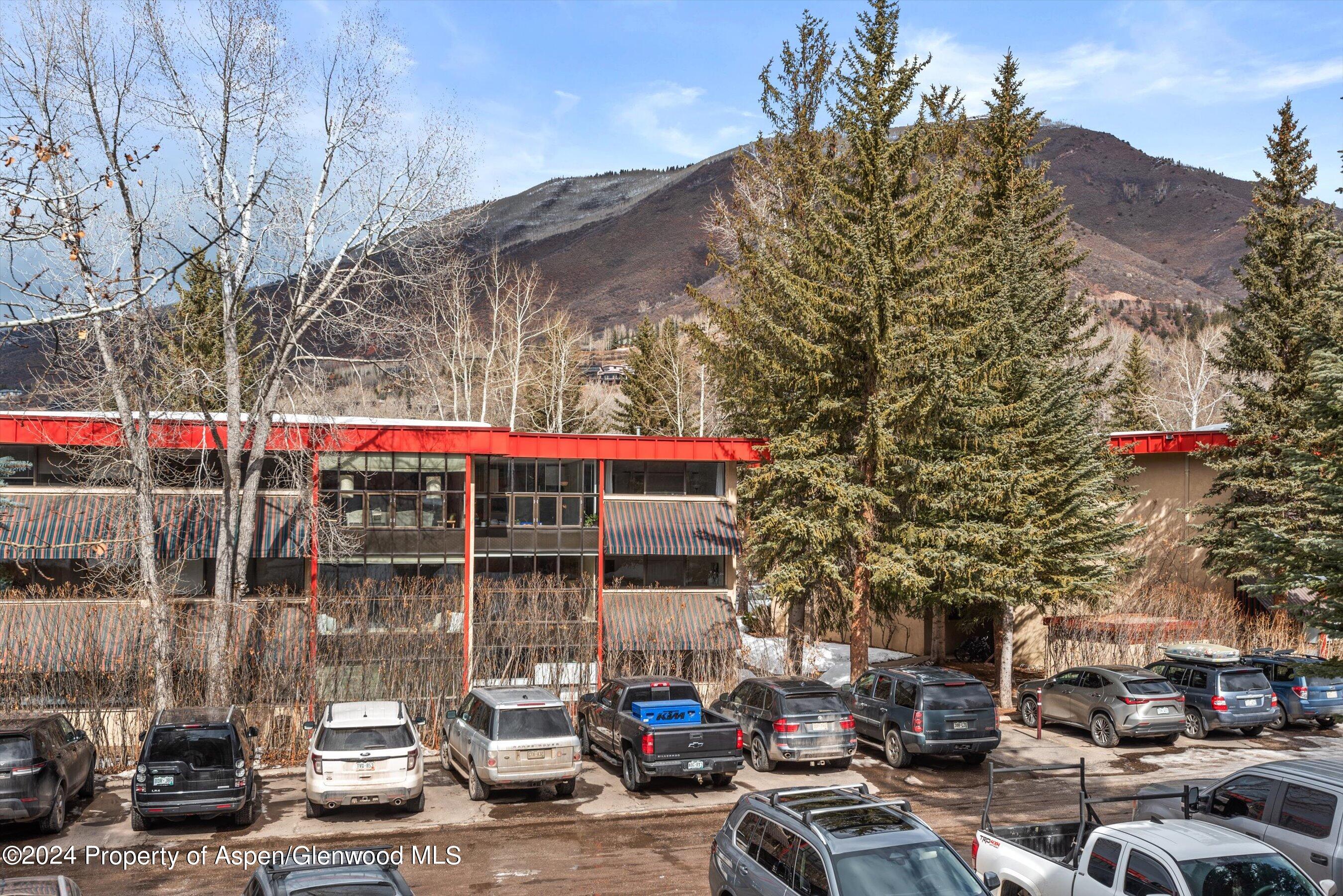 723 Vine Street, 723