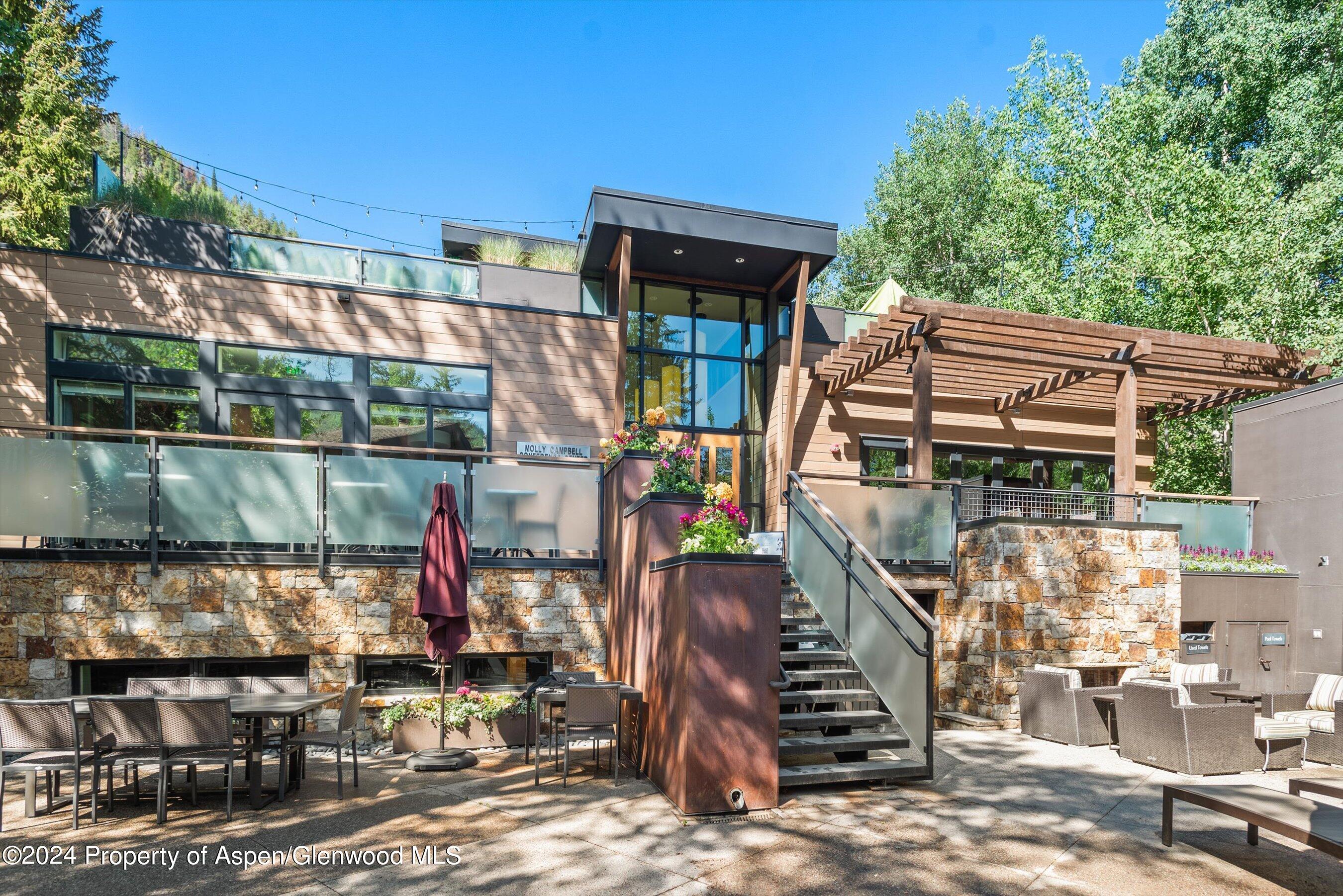 610 S West End Street, B-205